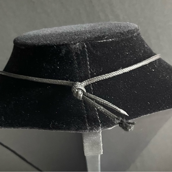 Spooktacular Creations Pirate Coin Necklace - Picture 3 of 9